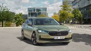 Yanacaq Qənaəti Rekordu: Skoda Superb Bir Çən Dizellə 2831 KM Yol Qət Etdi Xəbər şəkili