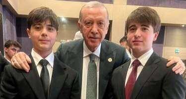 Prezidentin nəvələri Ərdoğanla görüşdü - FOTO