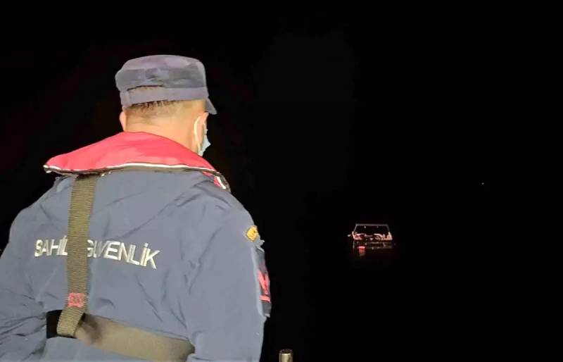 Muğlanın Marmaris Sahillərində Dram: Yunanıstanın Geri İtdiyi 46 Miqrant Xilas Edildi, 2 Qaçaqmalçı Tutuldu