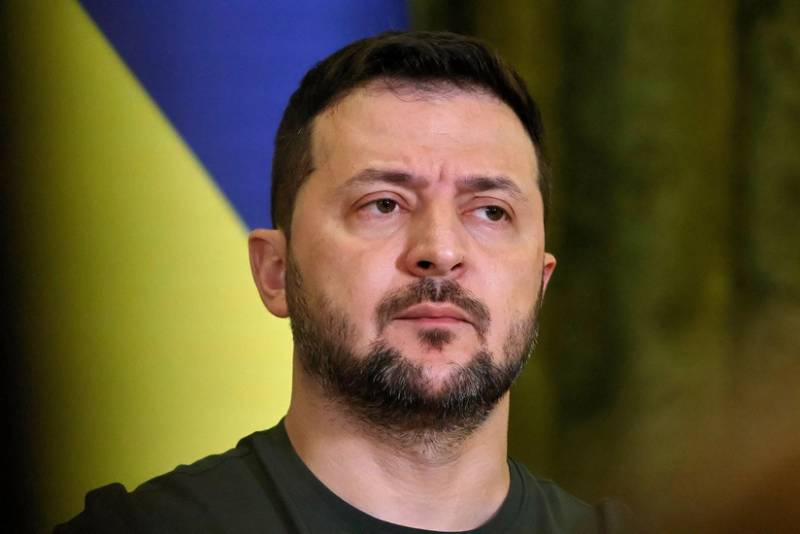 Ukrayna Prezidenti: Donbasla bağlı mövqeyimiz dəyişməyib