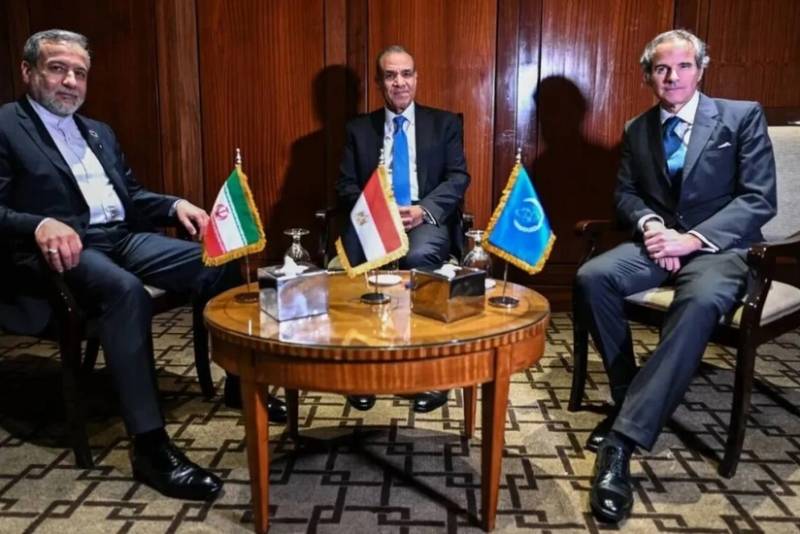 İranın nüvə proqramı ətrafındakı gərginliyi azaltmağın yolları müzakirə edilib