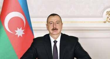 Prezident jurnalistləri təltif etdi - SİYAHI