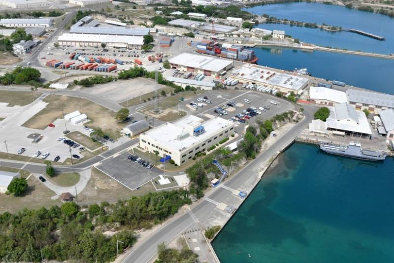 ABŞ-nin Quantanamodakı hərbi bazasının aeroportu qasırğaya görə bağlanıb