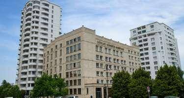 Keçmiş işçisi Gömrük Komitəsini məhkəməyə verdi