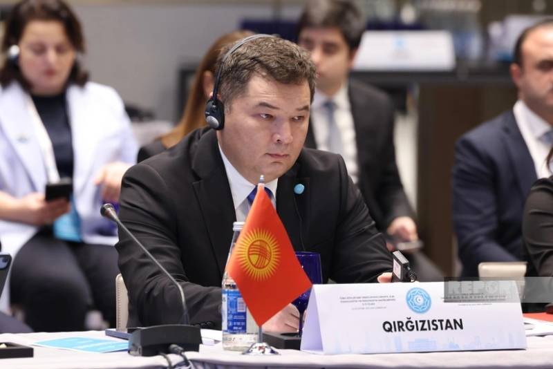 Qırğızıstanlı nazir: "Sənayenin sürətli inkişafı milli iqtisadi siyasətin vacib prioritetlərindəndir"