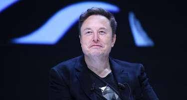 İlon Mask "adını" dəyişdi