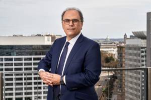 Əlaqəliliyin möhkəmləndirilməsi üzrə təşəbbüslər Azərbaycanın öz iqtisadiyyatını şaxələndirməsinə imkan verir - BVF Xəbər şəkili