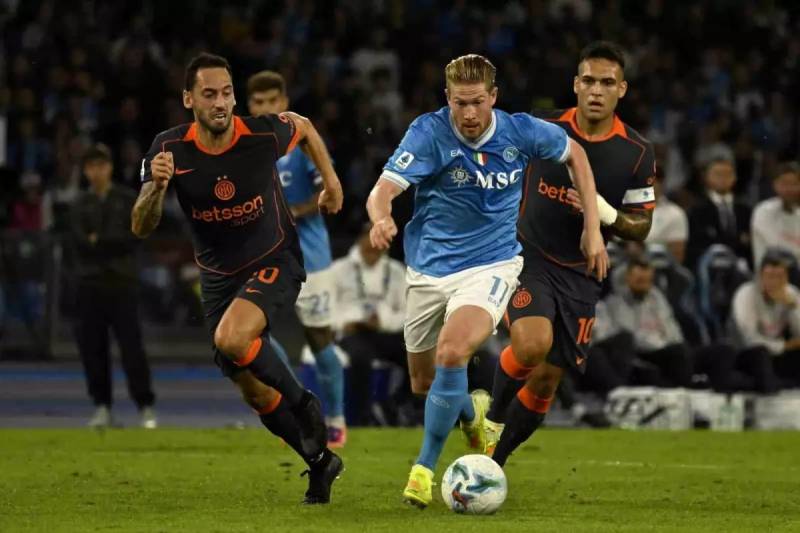 Napoli İtaliya A Seriyasında İnteri 3-1 Məğlub Edərək Liderliyə Yüksəldi Xəbər şəkili
