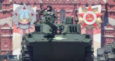 Moskvada 9 May paradı başladı - CANLI