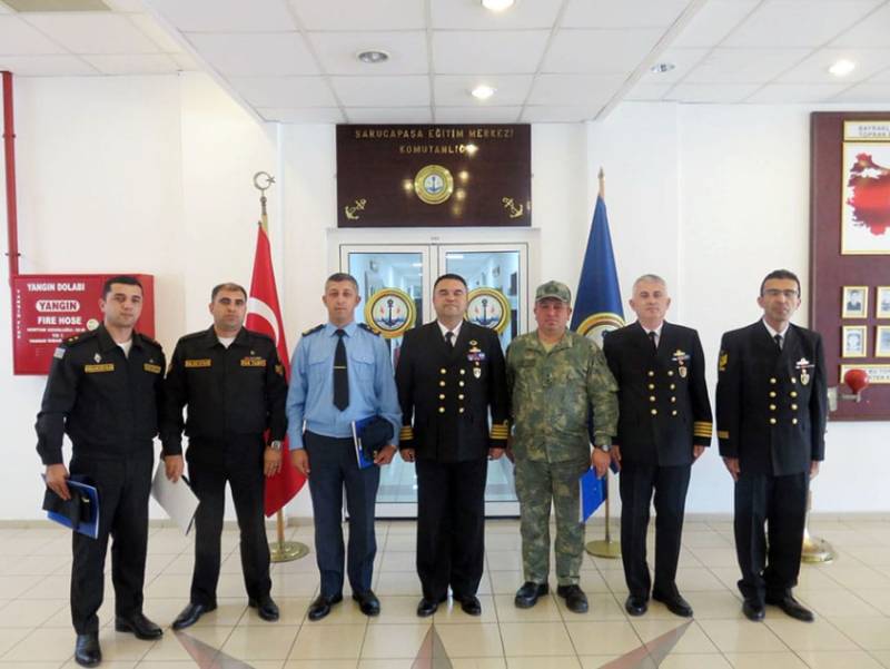 Hərbi qulluqçularımız “Yanğınla mübarizə” ixtisasartırma kursunda iştirak ediblər (FOTO)