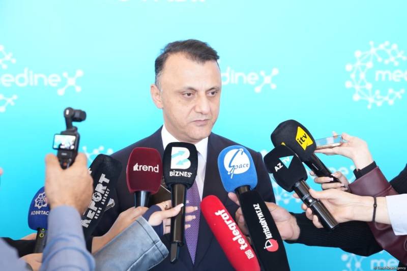 Xəstəxanalarda növbə problemlərinin arada qaldırılması üçün iş aparılır - Vüqar Qurbanov