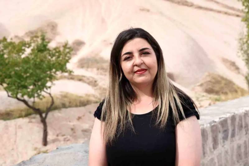 34 İllik Hüquqi Mübarizədən Sonra Şəxsiyyətini Təsdiqlədi: Ayşə Taşın Öz Qəbrini Tapmaq Hekayəsi Xəbər şəkili