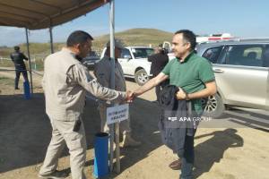 Beynəlxalq səyyahlar Füzulidə minatəmizləmə prosesini izləyiblər- FOTO - YENİLƏNİB Xəbər şəkili