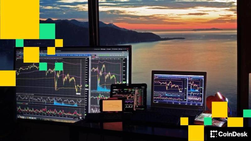 XRP və SOL Bitcoin və Etherin Tənəzzül Etməsinə Baxmayaraq Bazarda İrəliləyir: Müsbət Dönüş Siqnalı
