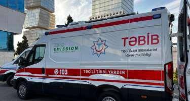 Təcili yardım maşını körpüdən aşdı - Yaralılar var