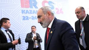 Türkiyədən Azərbaycana və əks istiqamətdə yük maşınlarının tranzit keçidini təmin etməyə hazırıq - Paşinyan Xəbər şəkili