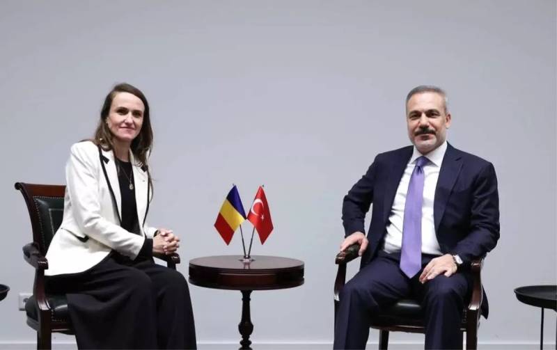 XİN Başçısı Hakan Fidan Lüksemburqda Rumıniyalı Həmkarı Oana Toiu ilə Görüşdü