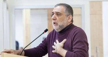 Vardanyana sərt cəza tələb edirlər