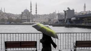 Meteorologiya və AKOM-dan Təcili Xəbərdarlıq: Yeni Güclü Yağış Dalğasının Gəlişi Tarixi Açıqlandı Xəbər şəkili