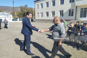 Növbəti köç karvanı Xocalının Təzəbinə kəndinə çatıb, açarlar təqdim olunub - YENİLƏNİB - FOTO Xəbər şəkili