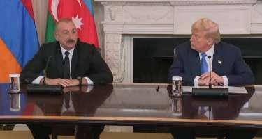 Trampla Əliyev arasında maraqlı dialoq - VİDEO