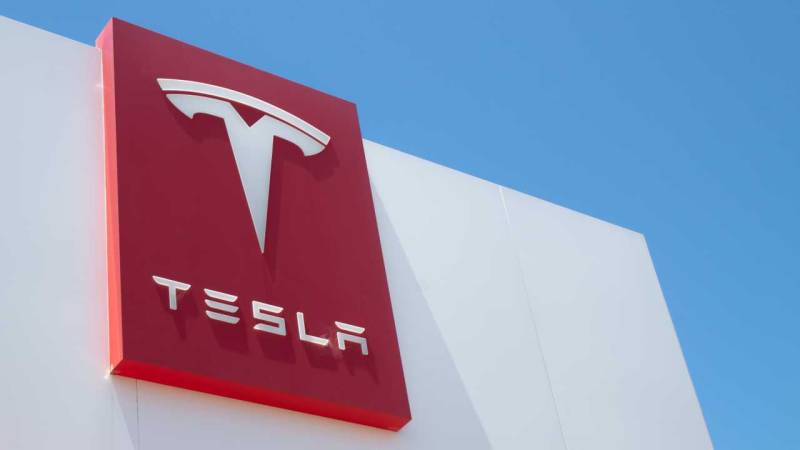 Tesla FSD 14.1.4 Yenilənməsi: Avtonom İdarəetmədə Yeni Funksiyalar və Təkmilləşmələr