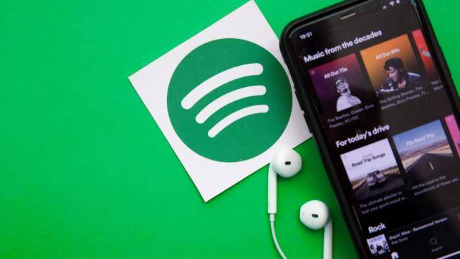 Spotify Musiqi Sənayesi Nəhəngləri İlə Süni İntellekt (Sİ) Əməkdaşlığına Başlayır