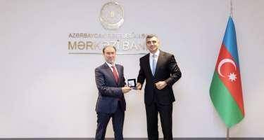 AMB sədri Zakir Nuriyevi 65 illik yubileyi münasibətilə təbrik edib