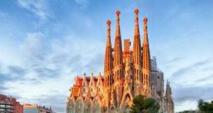 143 ildir inşa edilən kilsə ən hündür adını qazandı Xəbər şəkili