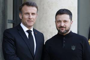 Zelenski Makronla görüşəcək Xəbər şəkili
