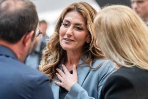 Niderlandda ermənipərəst siyasətçi qadın təhdidlərə görə təhlükəsiz yerə təxliyə edilib Xəbər şəkili