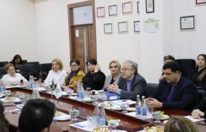 Qərbi Kaspi Universiteti jurnalistlər üçün mediatur təşkil etdi - FOTO Xəbər şəkili