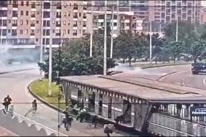 ABŞ-nin Kolumbiyadakı səfirliyinə hücum edilib, xəsarət alanlar var Xəbər şəkili