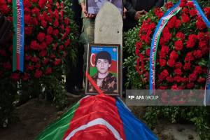 Şəhid Aydın Nuriyevin nəşinin qalıqları Göyçayda dəfn edilib - FOTO Xəbər şəkili