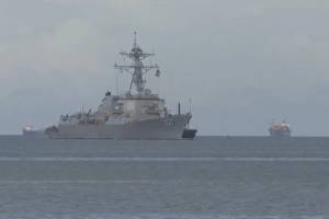 Pentaqon ABŞ HDQ gəmilərini "Melissa" qasırğasının izlədiyi istiqamətdən uzaqlaşdırıb Xəbər şəkili