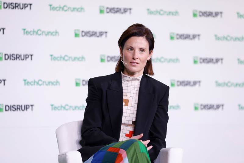 Netflix Canlı Yayımlara Real-Vaxt Rejimində Səsvermə Əlavə Edir: Tamaşaçılar Şouların Nəticəsinə Təsir Edəcəklər