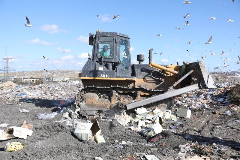 Dondurma istehsalı üçün nəzərdə tutulmuş məhsulda metal qırıqları aşkarlanıb (VİDEO)