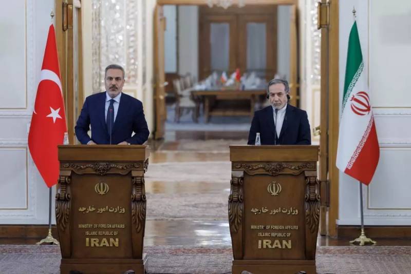 Nazir Fidan: Türkiyə İranın Sanksiyalardan Qurtulmasını İstəyir - Regionun Əsas Təhlükəsi İsrailin Yayılmacılığıdır Xəbər şəkili