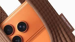 Apple və ISSEY MIYAKE əməkdaşlığı: iPhone Pocket - Texnologiya və Moda Sintezi