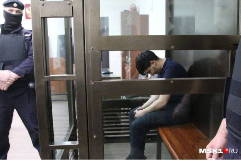 Moskvada motosikletçini qətlə yetirməkdə ittiham olunan azərbaycanlı qardaşlara hökm oxunub