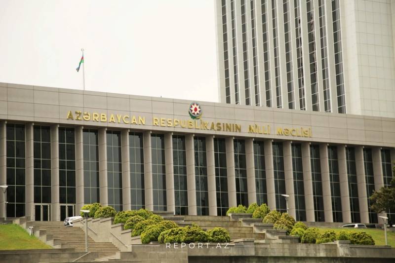 Milli Məclisin deputatları Qırğızıstanda növbədənkənar parlament seçkilərini müşahidə edəcəklər