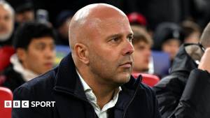 Liverpulun "Tarixi Dibi": Arne Slotun Baş Məşqçi Vəzifəsi Təhlükədədirmi? Xəbər şəkili