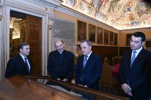 Ceyhun Bayramov Vatikan Apostol Kitabxanasında olub