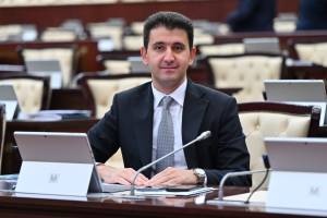 Gəncədə yeni iş yerlərinin açılması üçün sahibkarlara əlavə imkanlar yaradılmalıdır – Naqif Həmzəyev Xəbər şəkili