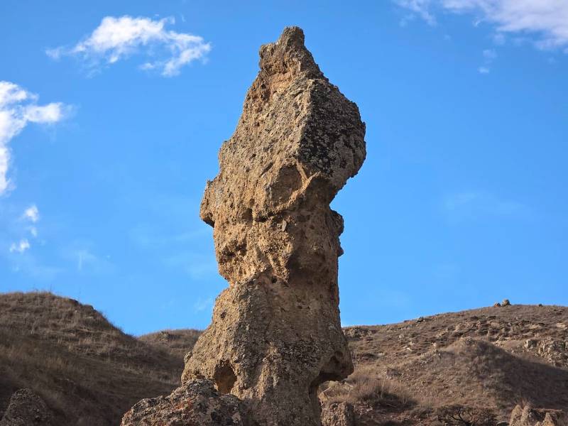 Şərqi Zəngəzurun möcüzəsi: Laçının Kapadokiyası (FOTO)
