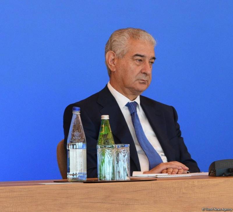 Peşələrin əmək bazarına uyğunlaşdırılması müasir dövrün ən mühüm çağırışlarındandır - Əli Əhmədov