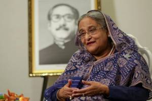 Banqladeşin keçmiş Baş naziri barədə qiyabi olaraq ölüm hökmü çıxarılıb