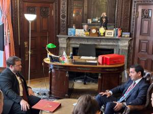 Azərbaycan ilə Böyük Britaniya arasında müdafiə və hərbi əməkdaşlıq əlaqələri müzakirə edilib (FOTO) Xəbər şəkili