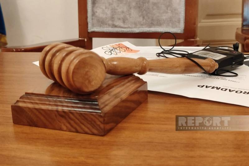 Terroru maliyyələşdirməkdə təqsirləndirilən şəxslərə hökm oxunub