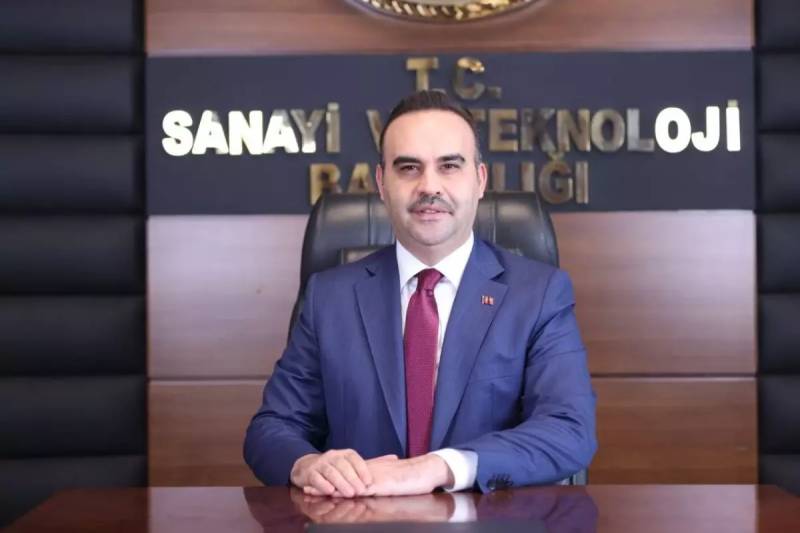 Türkiyə Əqli Mülkiyyət Sahəsində Qlobal Reytinqlərdə Yüksəlir: Qadın İxtiraçılar üzrə Dünya Lideri